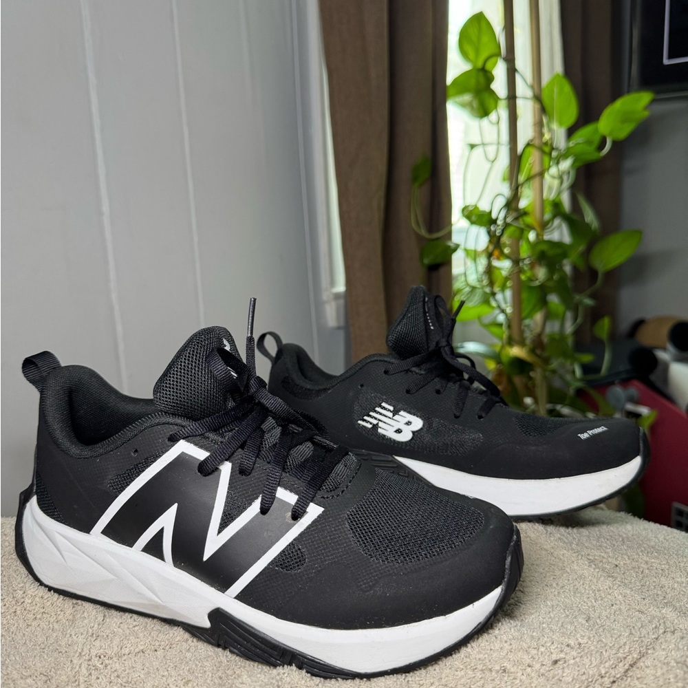 New Balance Black and White Women's Sneakers